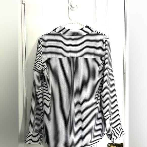 EXPRESS PORTOFINO SHIRT - SLIM FIT - SIZE MEDIUM - BLACK/WHITE STRIPE - Picture 5 of 5